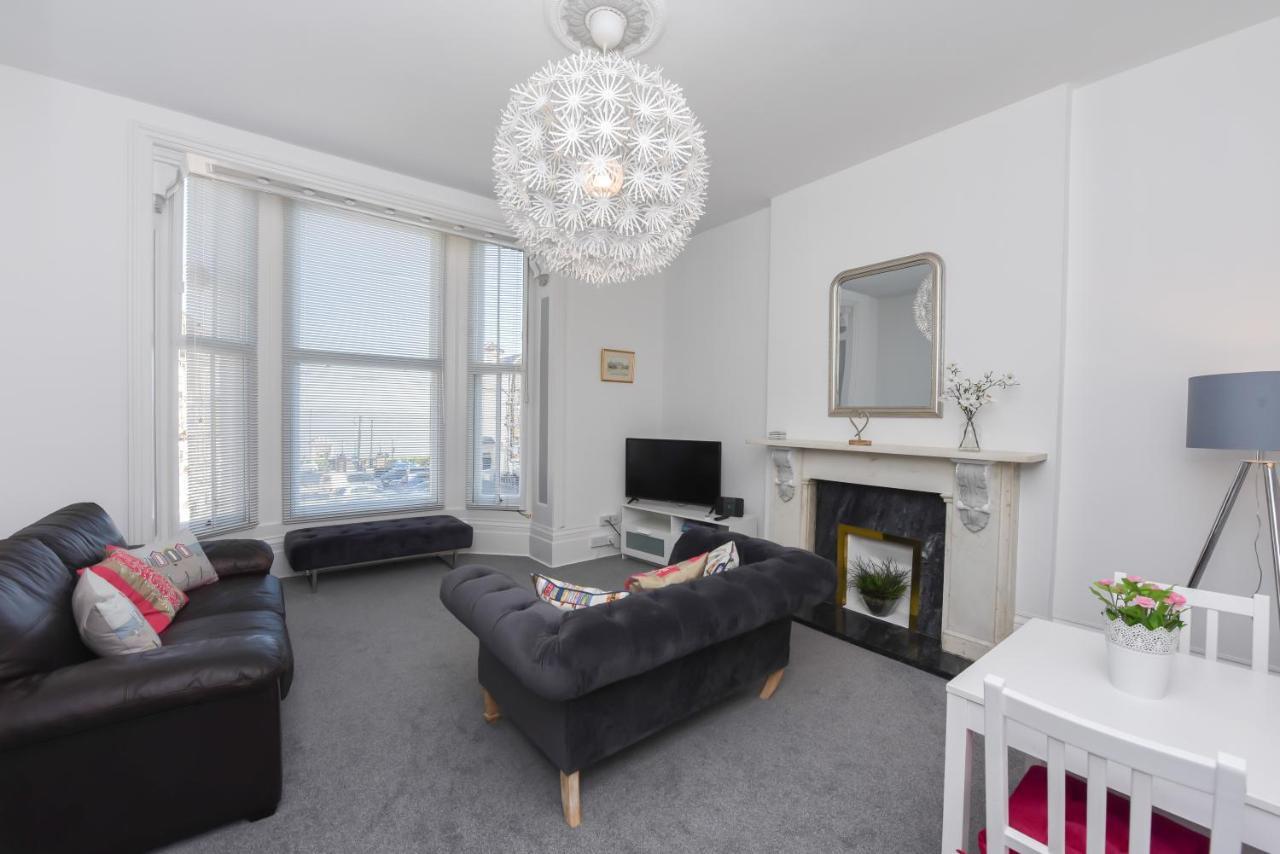 Appartamento Fantastic Sea View, 1 Bed Sleeps 2 Broadstairs Esterno foto